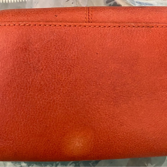 Vintage Coach loaded bi-fold wallet. 10 cc slots + zip pocket +7 slip pockets - Picture 3 of 6